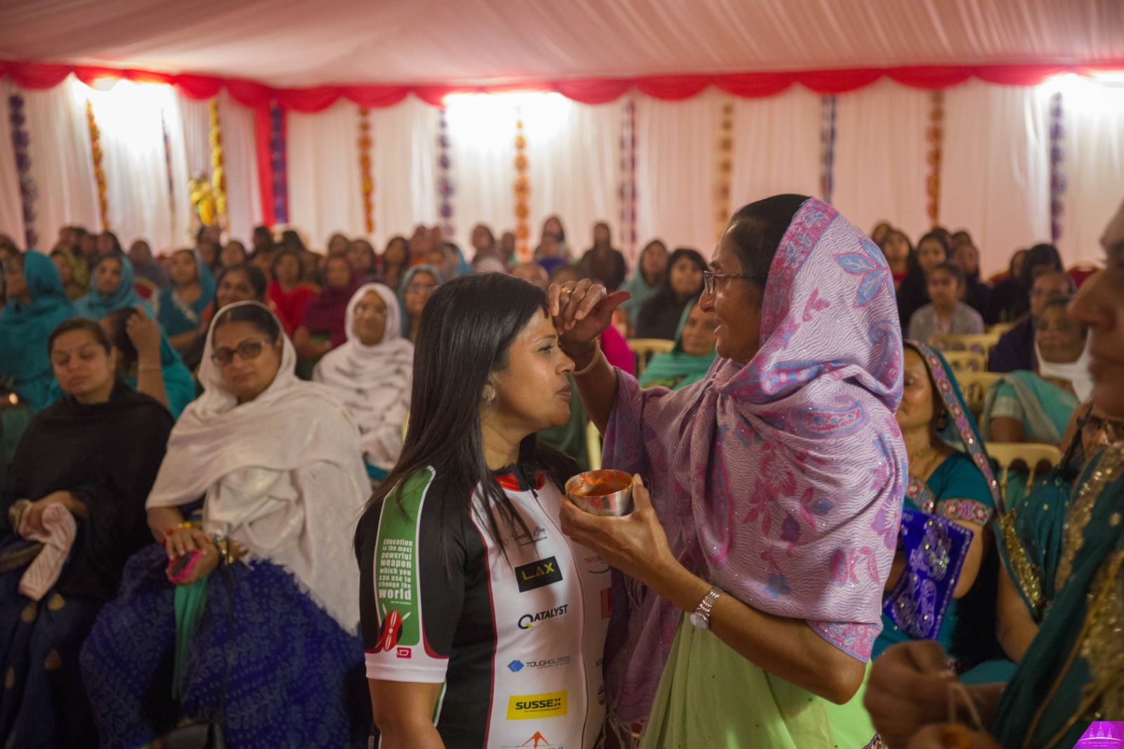 7D2A6442 copy - ©1987-2017 SKS Swaminarayan Temple East London